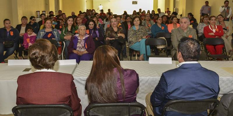 conferencia mujeres 2