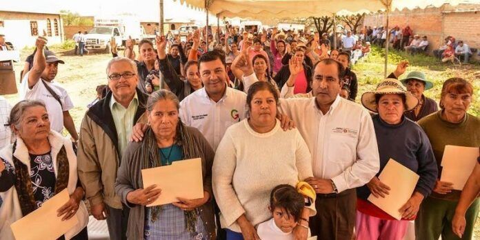 Beneficiarios y autoridades Beneficiarios y autoridades