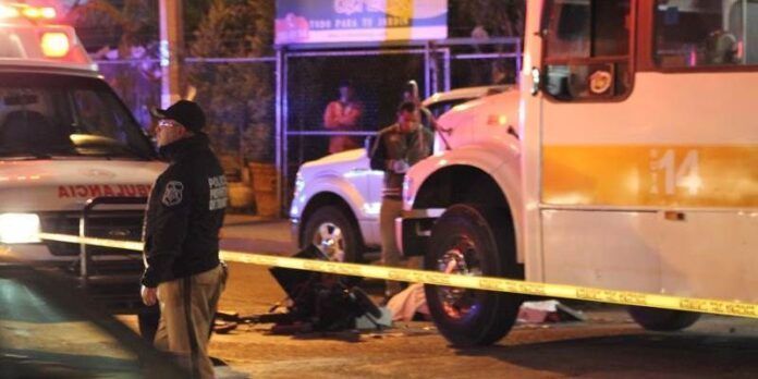 Acordonan el área del accidente Acordonan el área del accidente