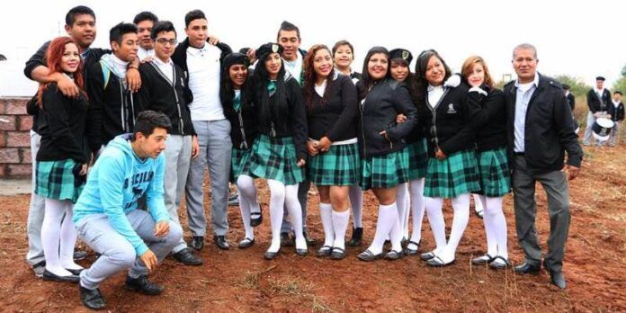 Alumnos del Cobaez Alumnos del Cobaez