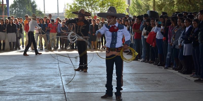 aniversario preparatoria 3