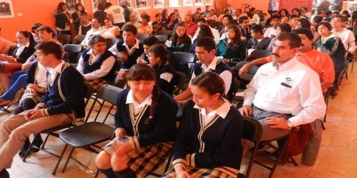 Acudieron niños de varias primarias. Acudieron niños de varias primarias.