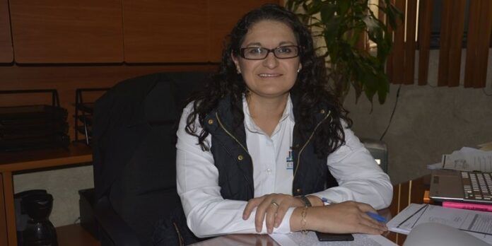Silvia Saavedra Juárez, tesorera municipal. Silvia Saavedra Juárez, tesorera municipal.