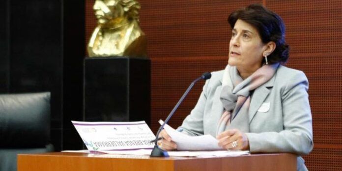 Gema Mercado Sánchez en el Senado de la República. Gema Mercado Sánchez en el Senado de la República.