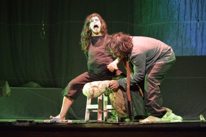 Cuentos de terror interpretados por el grupo Factotum Escena. Cuentos de terror interpretados por el grupo Factotum Escena.