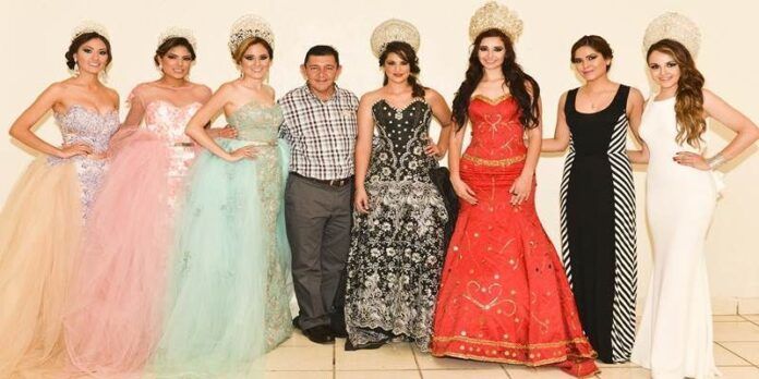 Acudieron reinas de belleza y el alcalde Acudieron reinas de belleza y el alcalde