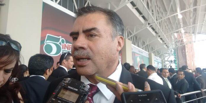 Armando Silva Cháirez. Armando Silva Cháirez.