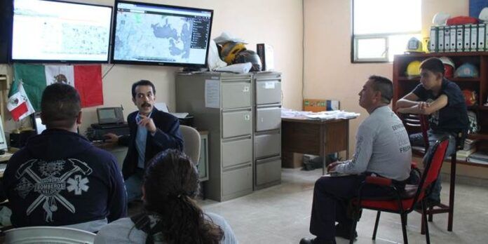 Aprenden sobre Atlas de Riesgos y Centro de Monitoreo Aprenden sobre Atlas de Riesgos y Centro de Monitoreo
