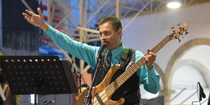 El vocalista del grupo zacatecano El vocalista del grupo zacatecano