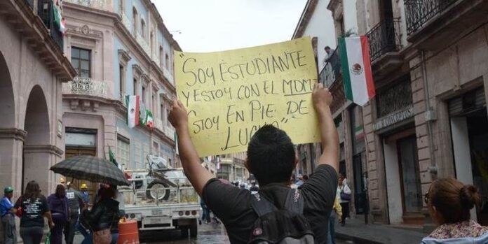 Estudiantes se suman a protesta Estudiantes se suman a protesta