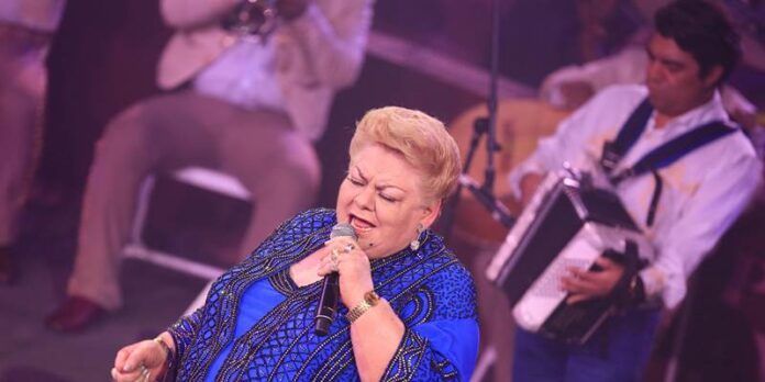 Paquita la del Barrio conquistó a los zacatecanos.
