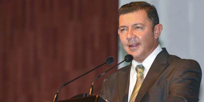 Gilberto Dévora Hernández. Gilberto Dévora Hernández.