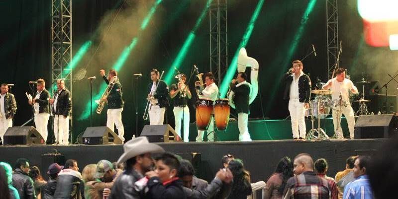 noche-mexicana1.jpg