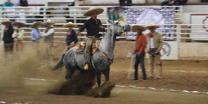 Torneo Estatal Charro de la Fenaza. Torneo Estatal Charro de la Fenaza.