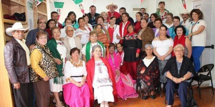 Participaron los integrantes de la Casa del Jubilado. Participaron los integrantes de la Casa del Jubilado.