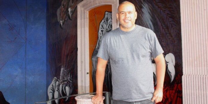 Leo Alvarado Perea, docente Leo Alvarado Perea, docente