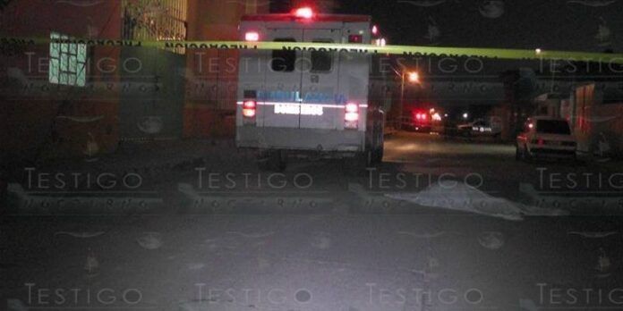 El hombre fue arrastrado varios metros. El hombre fue arrastrado varios metros.