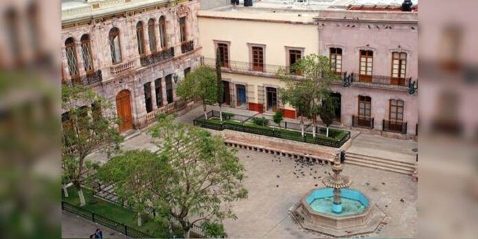 Así lucía la fuente antes de la remodelación. Así lucía la fuente antes de la remodelación.