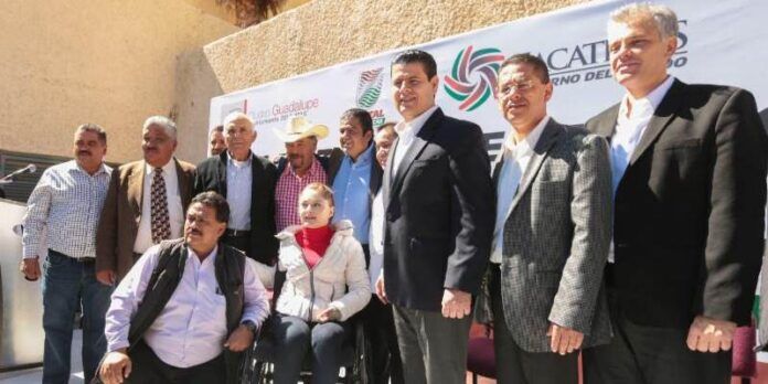 Miguel Alonso atestigua entrega