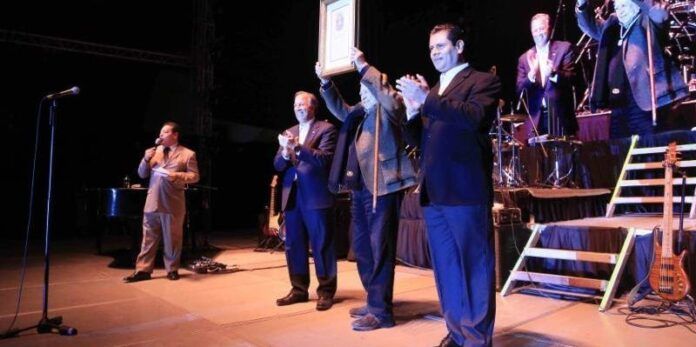 Reconocen al pintor zacatecano Manuel Felguérez Reconocen al pintor zacatecano Manuel Felguérez
