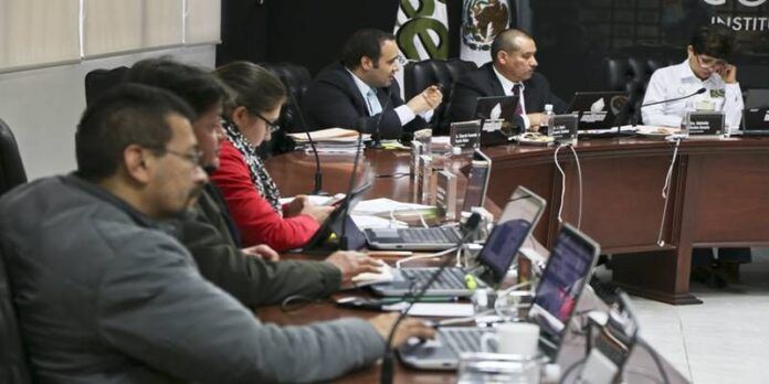 Hubo sesión de Consejos Electorales. Hubo sesión de Consejos Electorales.