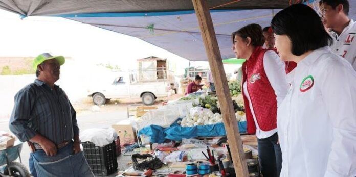 Escuchan a los comerciantes