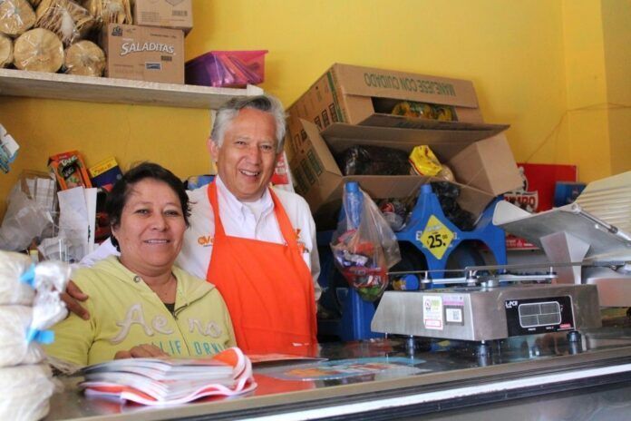 Visita negocios en Estrella de Oro Visita negocios en Estrella de Oro