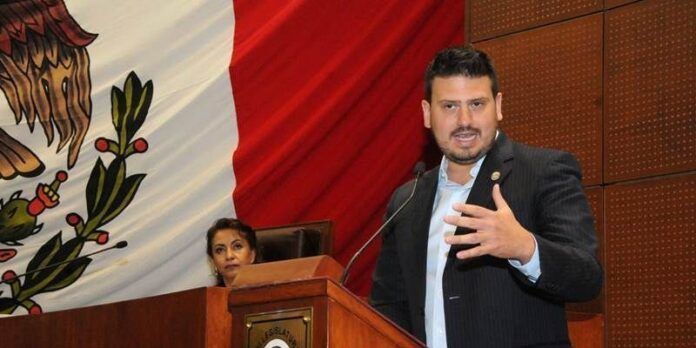 Anuncio en sesión del Congreso Anuncio en sesión del Congreso