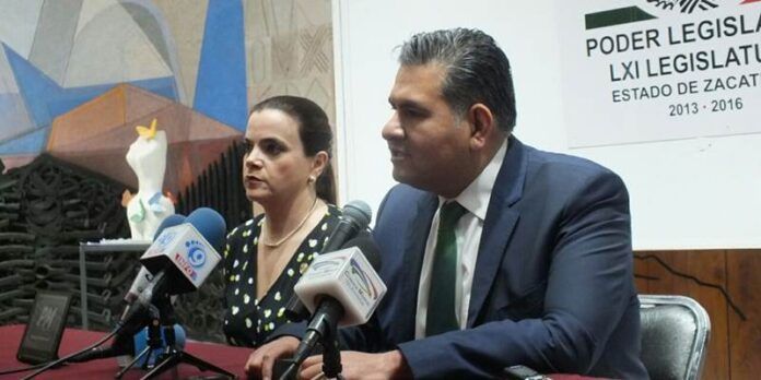 Susana Rodríguez y Víctor Armas Susana Rodríguez y Víctor Armas
