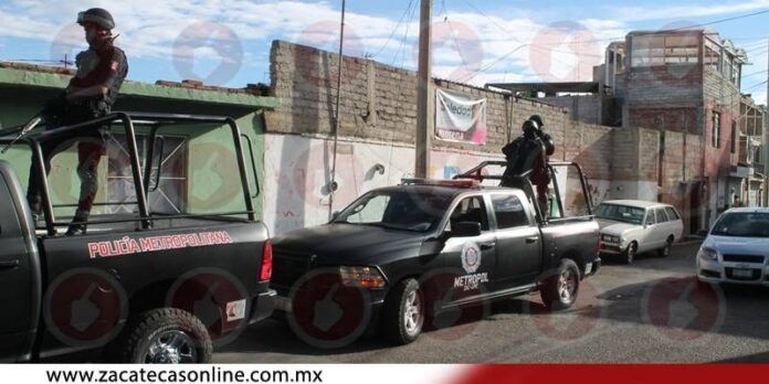 Al domicilio llegaron policías de varias corporaciones. Al domicilio llegaron policías de varias corporaciones.