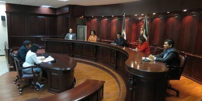 Se realizó una sesión pública. Se realizó una sesión pública.