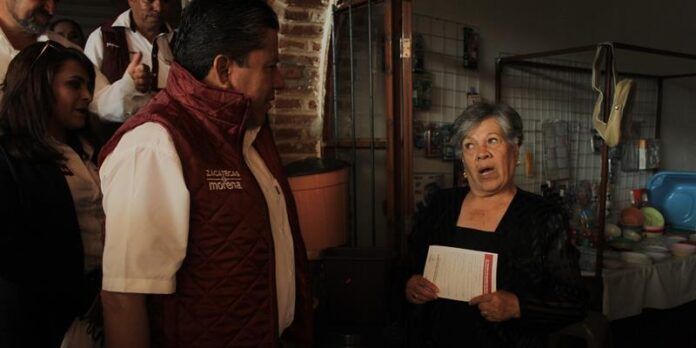 El candidato convive con ciudadanos El candidato convive con ciudadanos