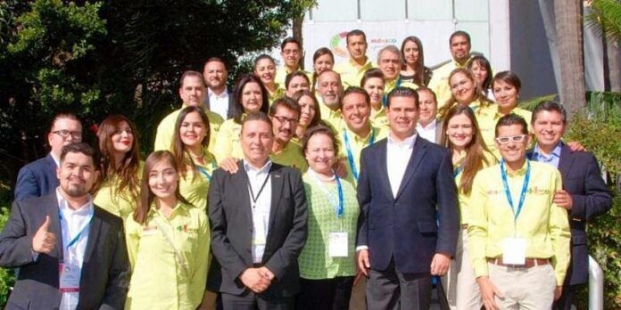 Funcionarios participantes Funcionarios participantes