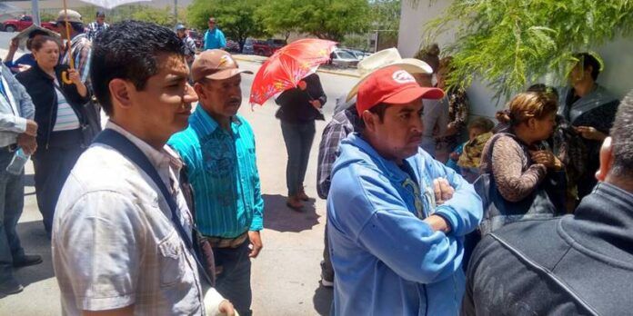 Se manifestaron en Ciudad Administrativa.