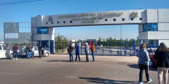 Sindicalizados bloquearon los accesos del campus