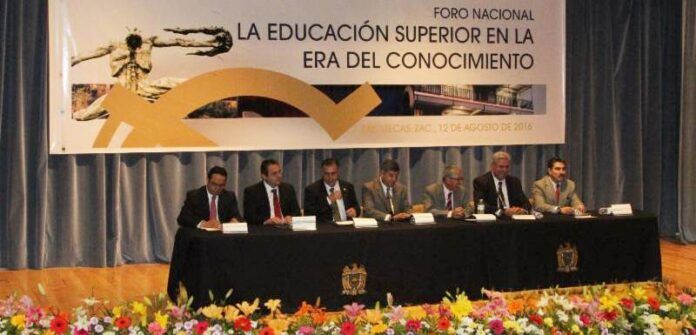 Participan representantes de 40 instituciones Participan representantes de 40 instituciones