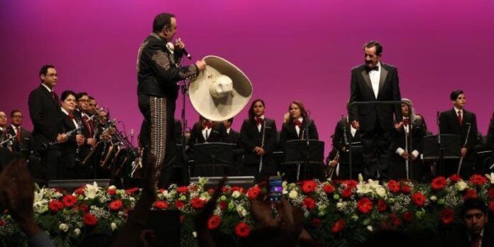 Pepe Aguilar y Salvador García y Ortega Pepe Aguilar y Salvador García y Ortega