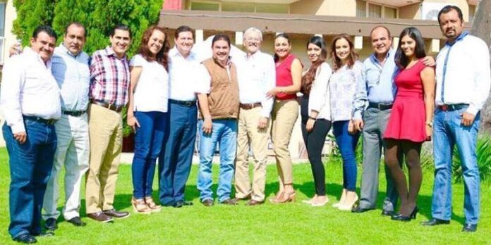 Diputados elector se reunieron con líderes priístas Diputados elector se reunieron con líderes priístas
