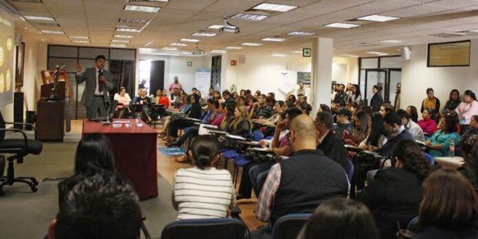 Jueces y magistrados federales ofrecen capacitación Jueces y magistrados federales ofrecen capacitación