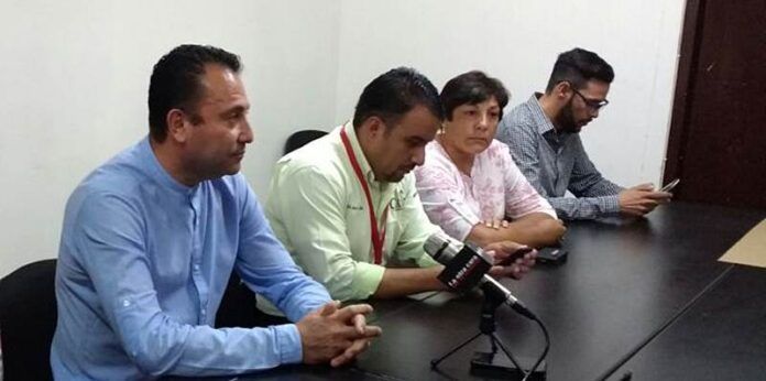 Acuden ambas partes al Congreso local Acuden ambas partes al Congreso local