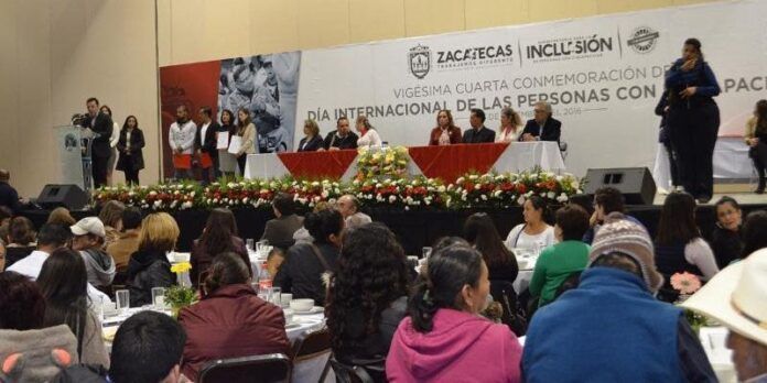 Entregaron diversos premios y preseas Entregaron diversos premios y preseas