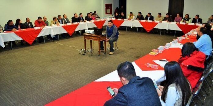 Acercamiento entre ADL y dependencias de gobierno Acercamiento entre ADL y dependencias de gobierno