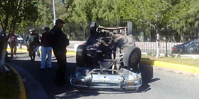 Exceso de velocidad causa accidente Exceso de velocidad causa accidente