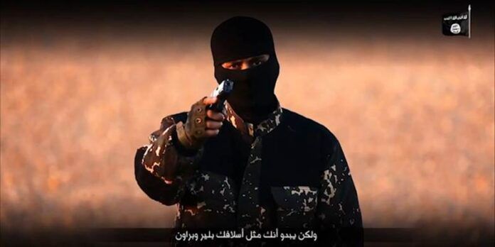 Hombre lanza amenazas Hombre lanza amenazas