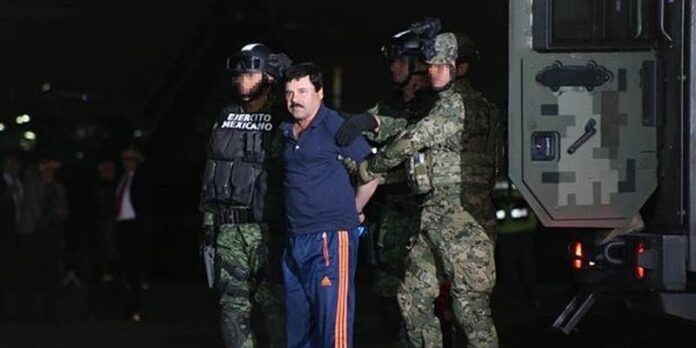 Narcotraficante escoltado por militares