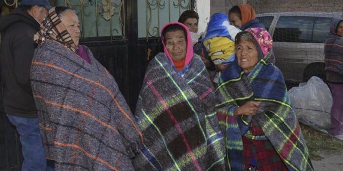 Adultas mayores aprovechan el apoyo. (Cortesía) Adultas mayores aprovechan el apoyo. (Cortesía)