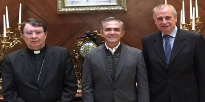 Miguel Ángel Mancera se reunió con representantes del Vaticano. Miguel Ángel Mancera se reunió con representantes del Vaticano.