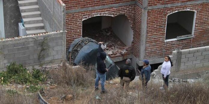 Destruye parte de construcción en vivienda Destruye parte de construcción en vivienda