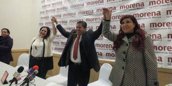 David Monreal presentó a Mónica Borrego. David Monreal presentó a Mónica Borrego.
