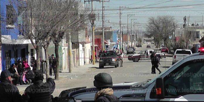 Llegaron elementos de la policía municipal.